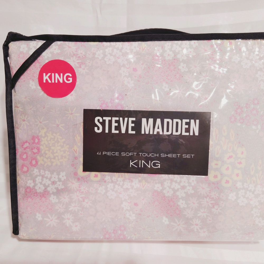 Steve Madden Pink Floral King Sheet Set